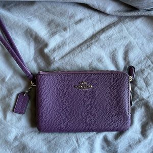 Coach Wallet Double Zip Purple